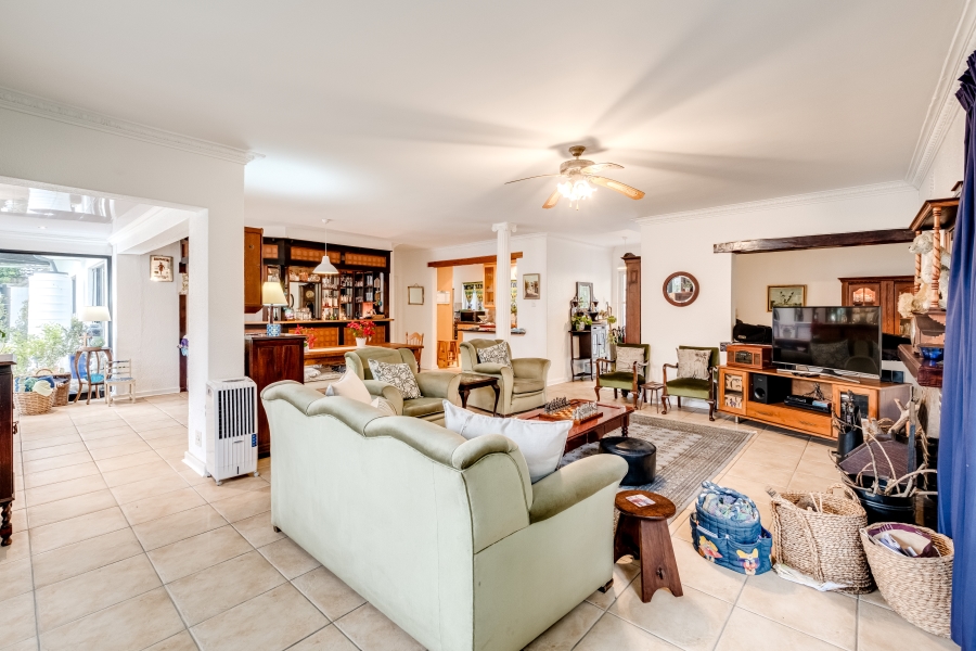 6 Bedroom Property for Sale in Pinelands Western Cape